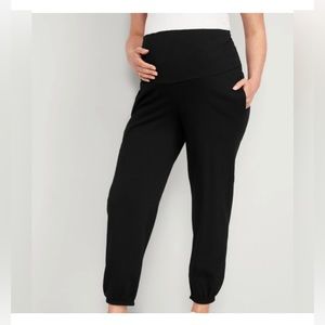 Old Navy Maternity Jogger stretchtech quick dry